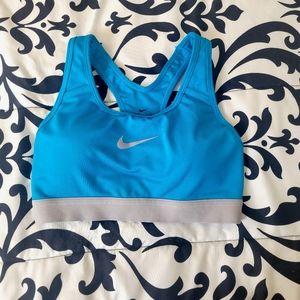 Xs Nike Sports Bra